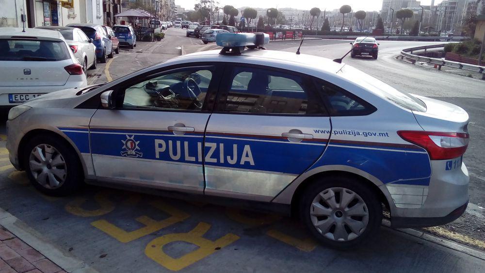 Dilarang Punya Janggut, Polisi Malta Protes