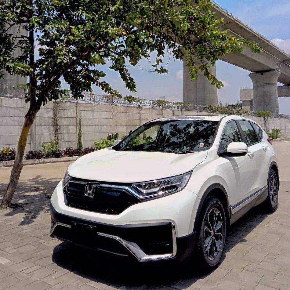 5 Komparasi Wuling Almaz Vs. Honda CR-V, Mana yang Lebih Menarik?