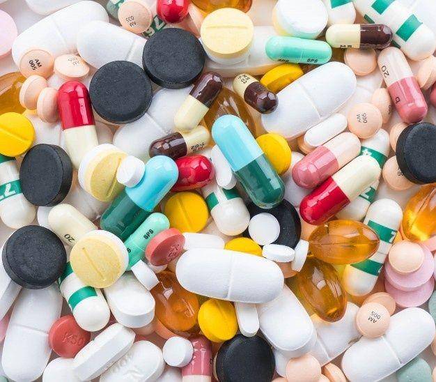 ilustrasi obat-obatan (freepik.com/topntp26)