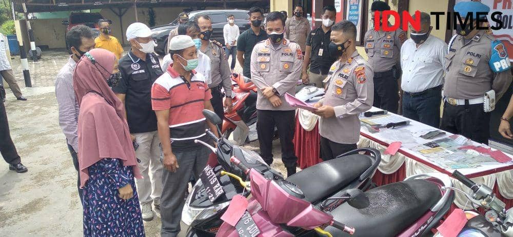 Sepeda motor yang diberikan langsung kepada para korban kasus curanmor (IDN Times/ Bambang Suhandoko)