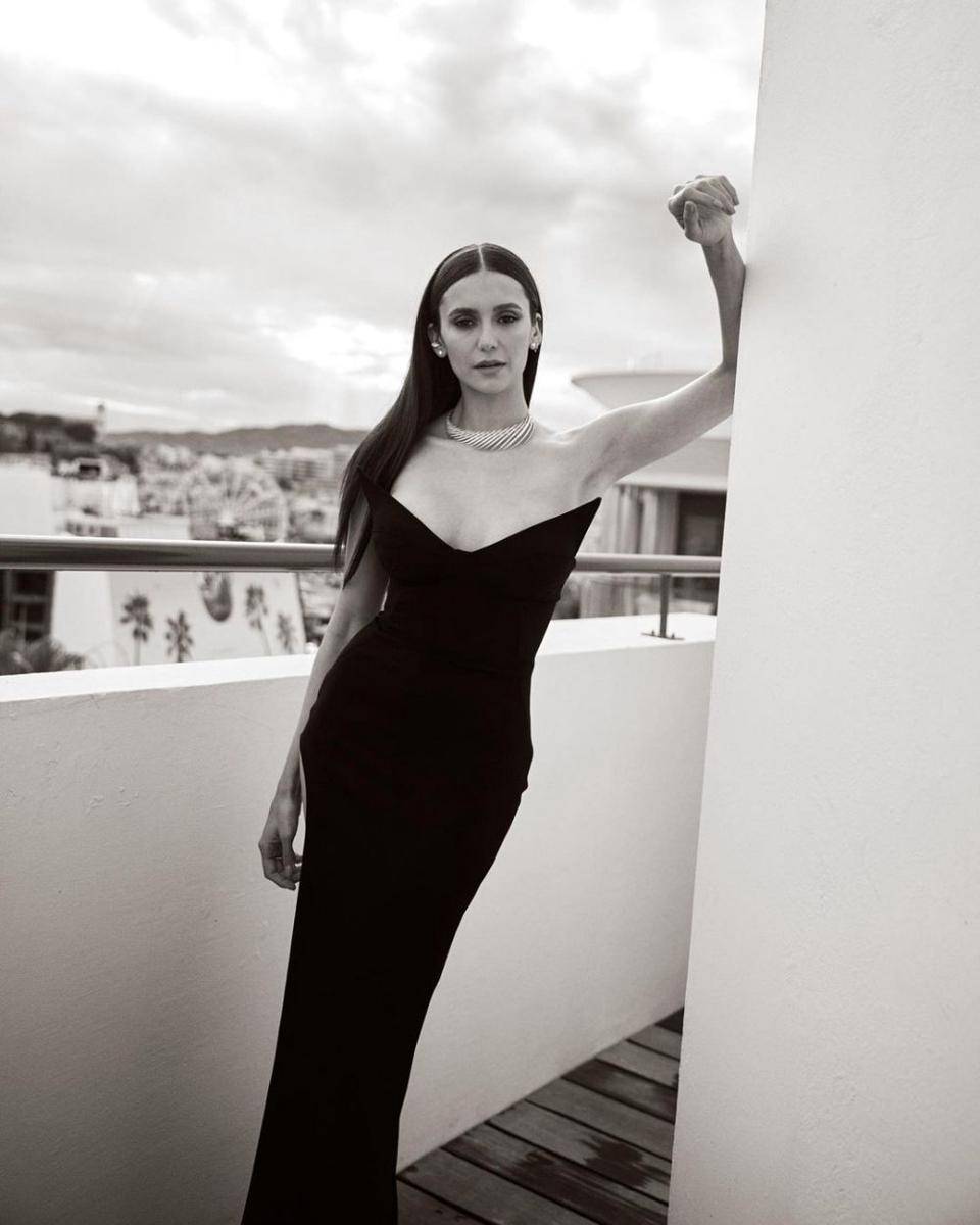 potret Nina Dobrev (instagram.com/nina)