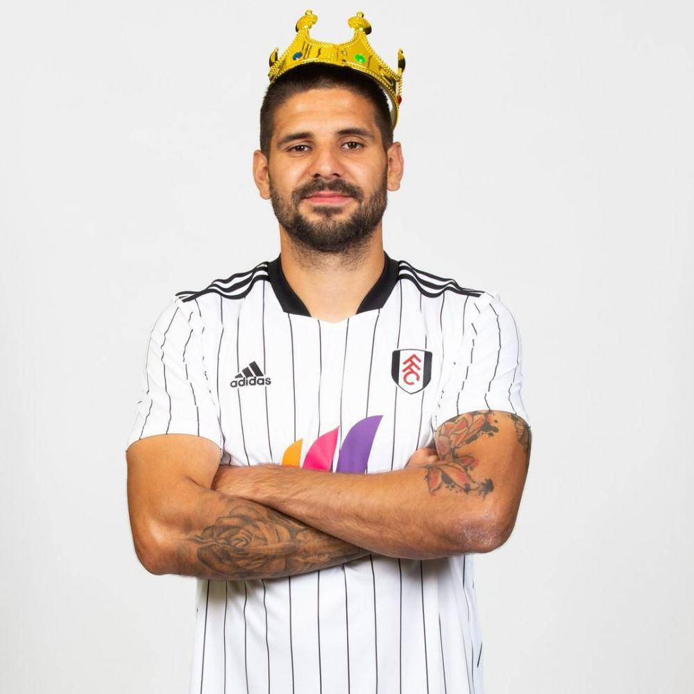 Aleksandar Mitrovic saat berkostum Fulham. (instagram.com/fulhamfc)