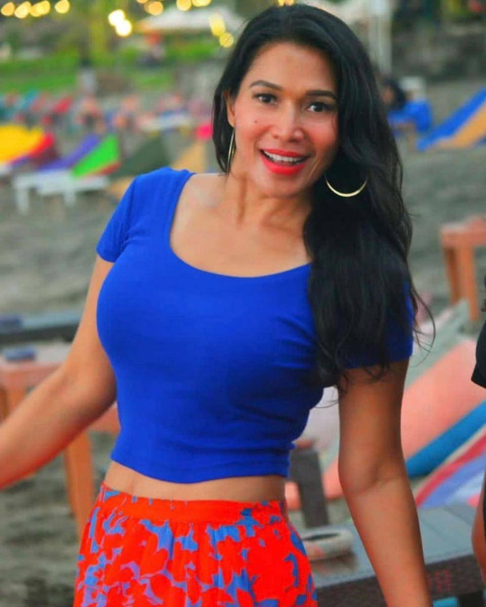 potret Anne J. Coto (instagram.com/annecoto)