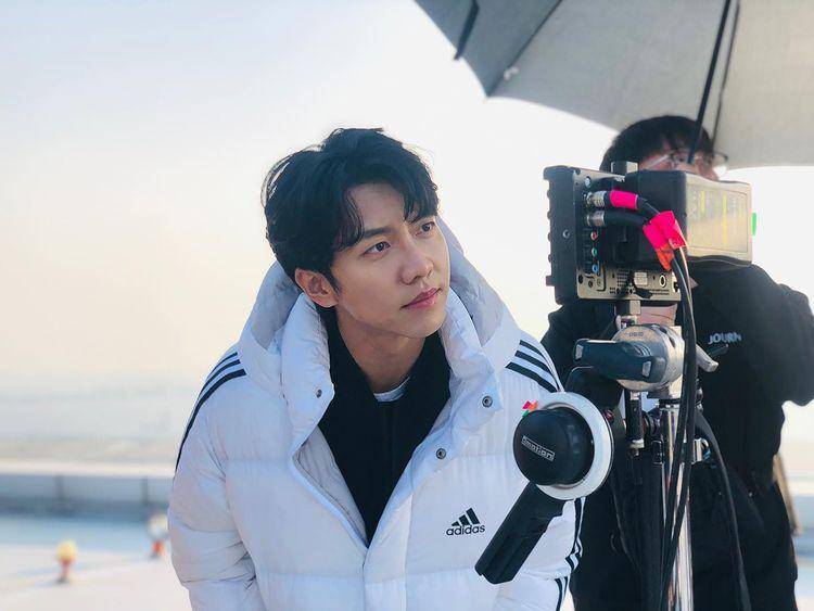 Lee Seung Gi (instagram.com/leeseunggi.official)