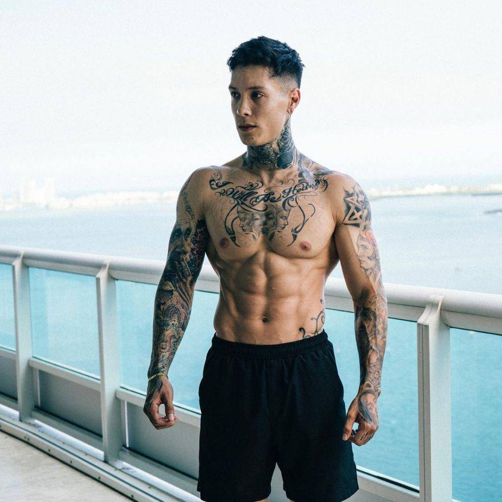 Chris Heria (instagram.com/chrisheria)
