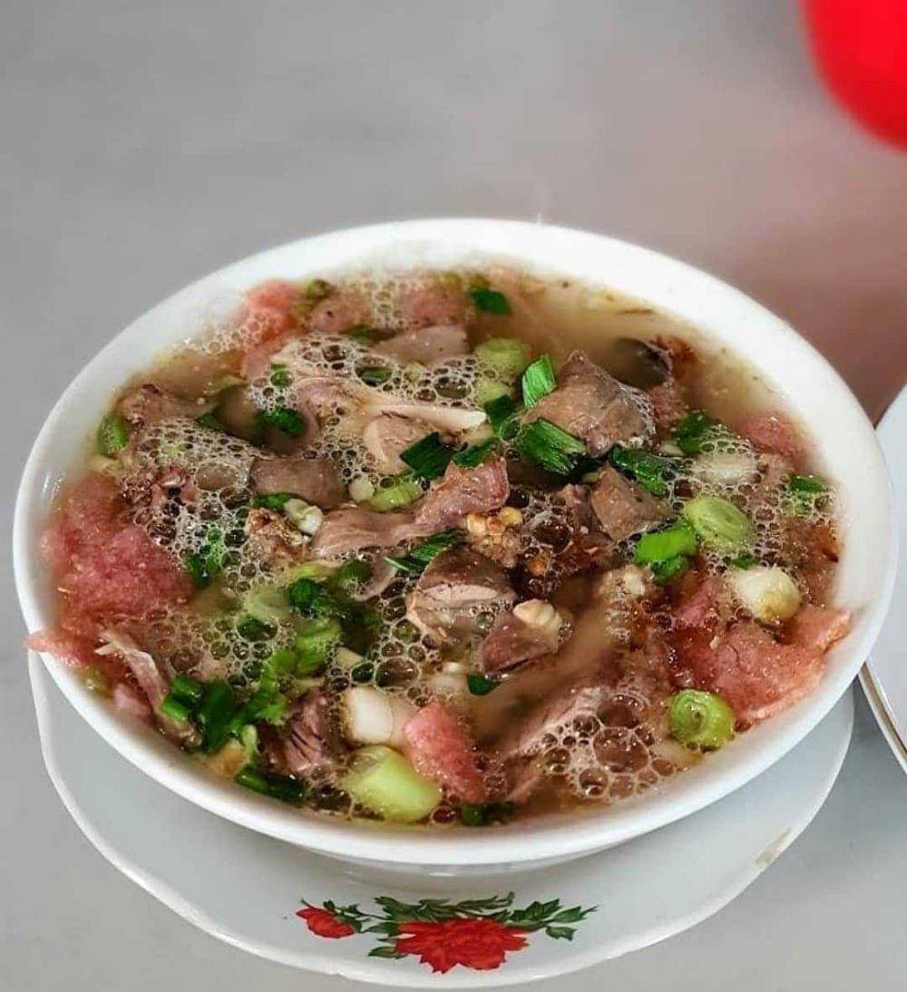 soto sokaraja (instagram.com/hutanpinuslimpakuwus)