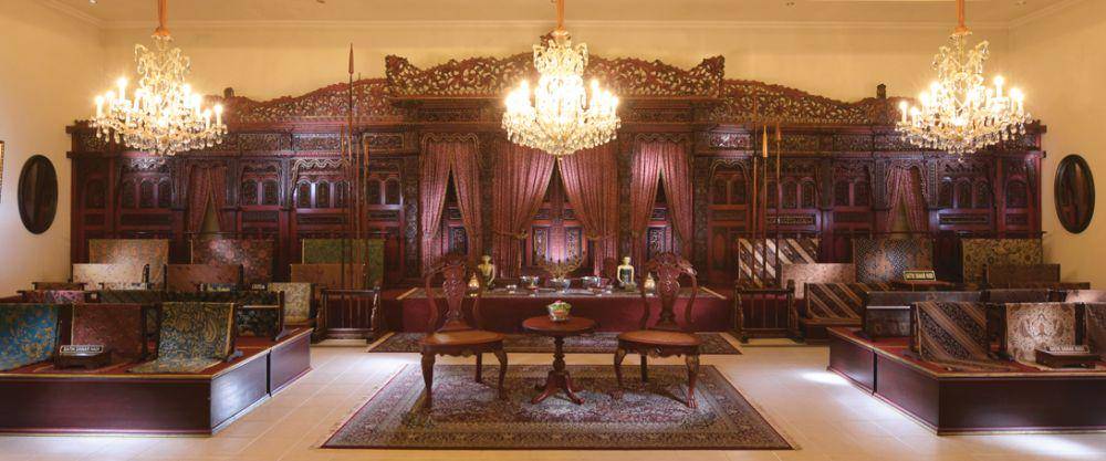 House of Danar Hadi (danarhadibatik.com)