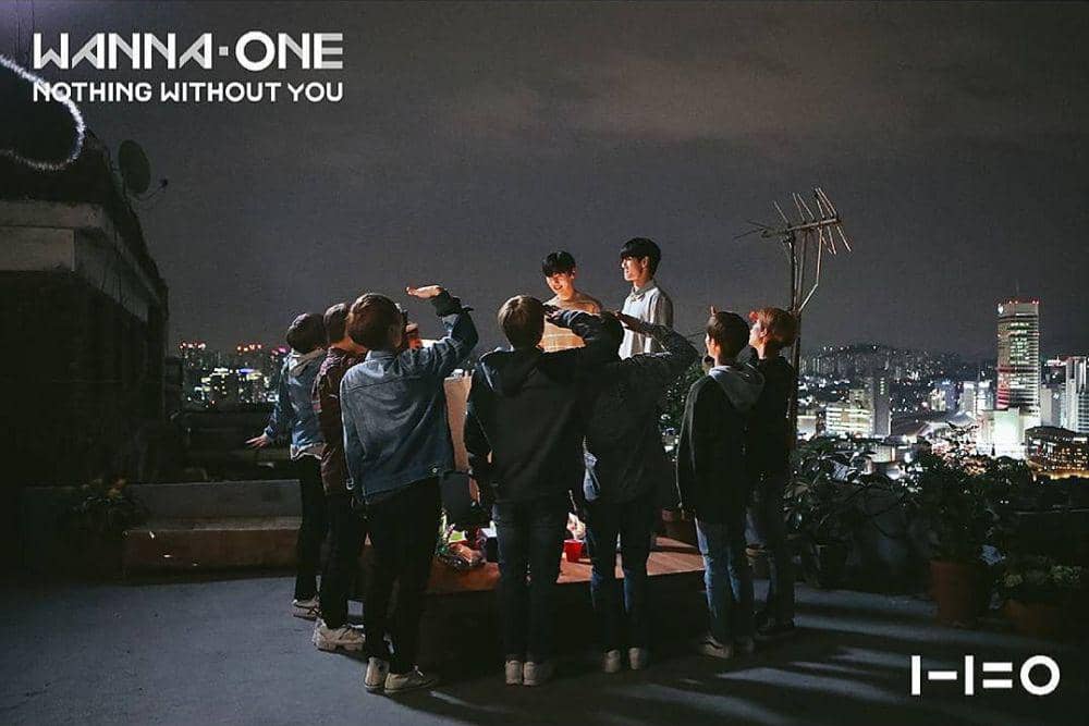 Wanna One (instagram.com/wannaone.official)