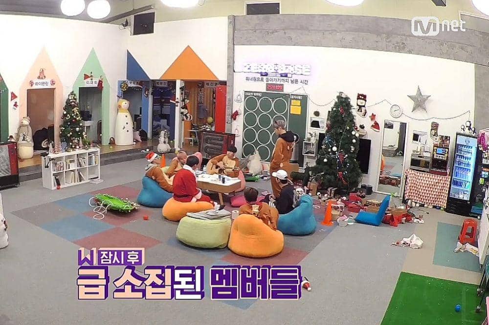 Wanna One dalam acara Wanna One Go: Zero Base (dok.Mnet TV/Wanna One Go)