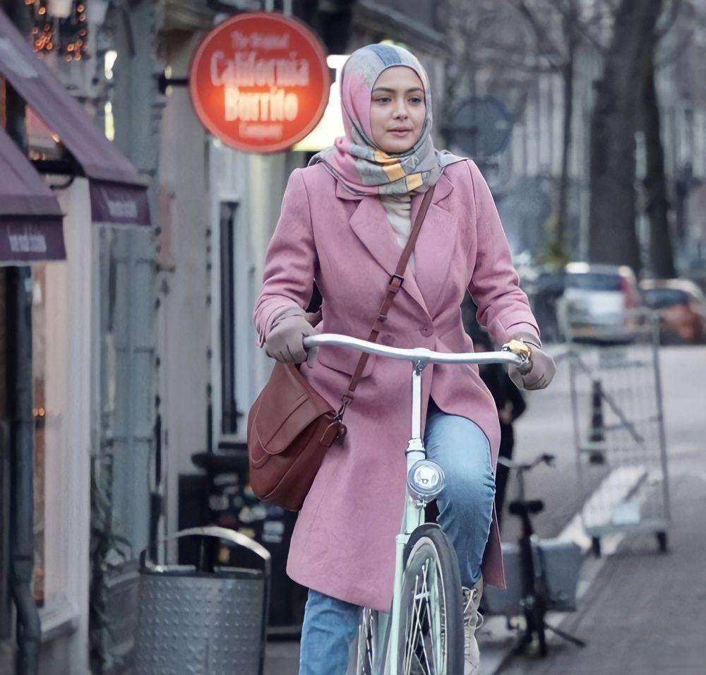 Amanda Rawles di film Merindu Cahaya de Amstel (instagram.com/unlimited_production)