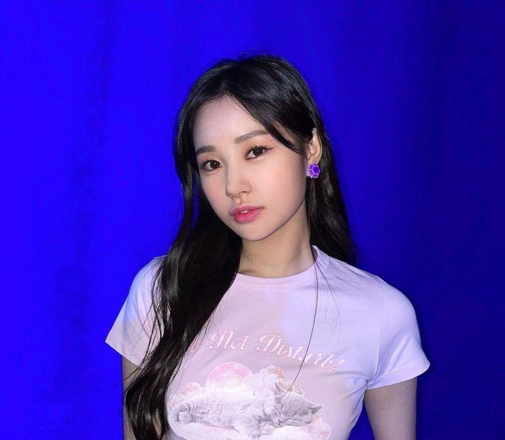 Jihan Weeekly (instagram.com_weeekly)