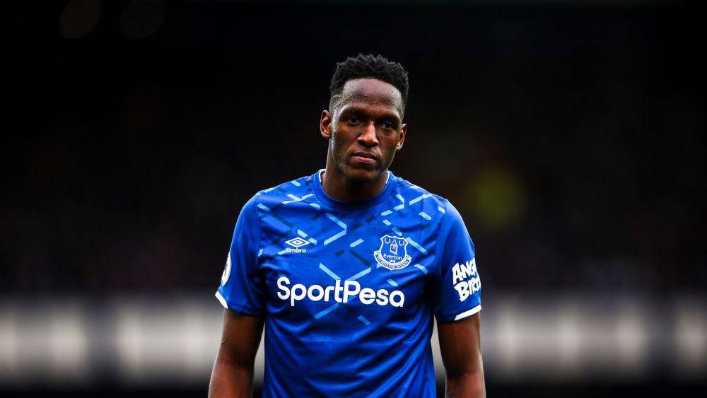 potret Yerry Mina (skysports.com)