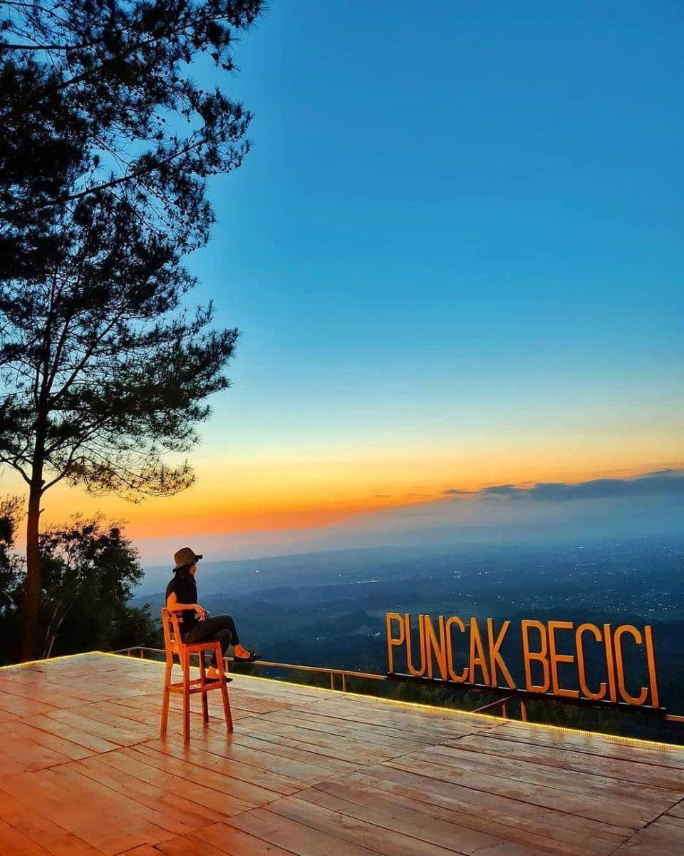 Puncak Becici (instagram.com/gregorious.manalu)