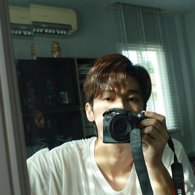 Dew Jirawat (instagram.com/dew_jsu)