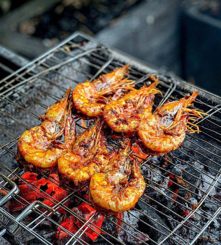 Udang bakar (Instagram.com/thegrounds.ptk)