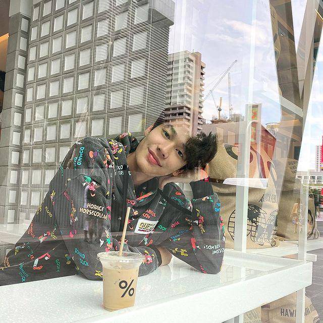 Dew Jirawat (instagram.com/dew_jsu)