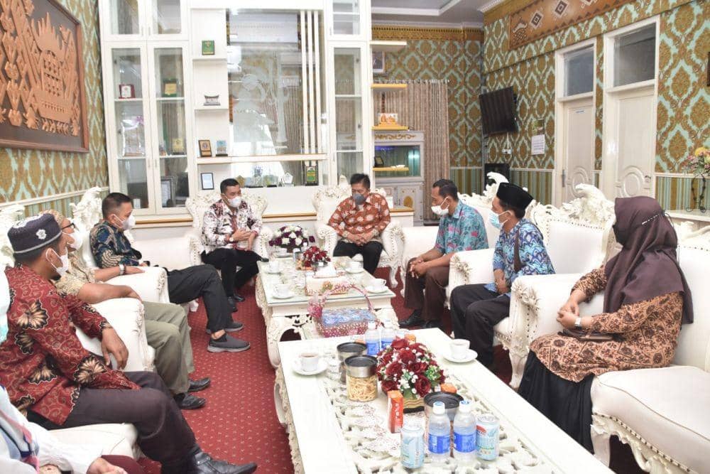 Pengurus PGMNI Lampung audiensi dengan Kanwil Kemenag Lampung. (IDN Times/Istimewa).