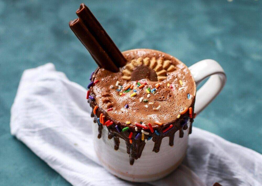 ilustrasi bulletproof coffee mug cake (unsplash.com/Brenda Godinez)