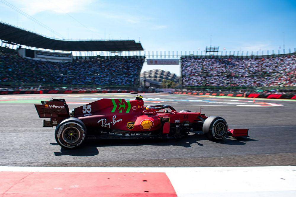 Carlos Sainz pada balapan GP Meksiko. (twitter.com/ScuderiaFerrari)