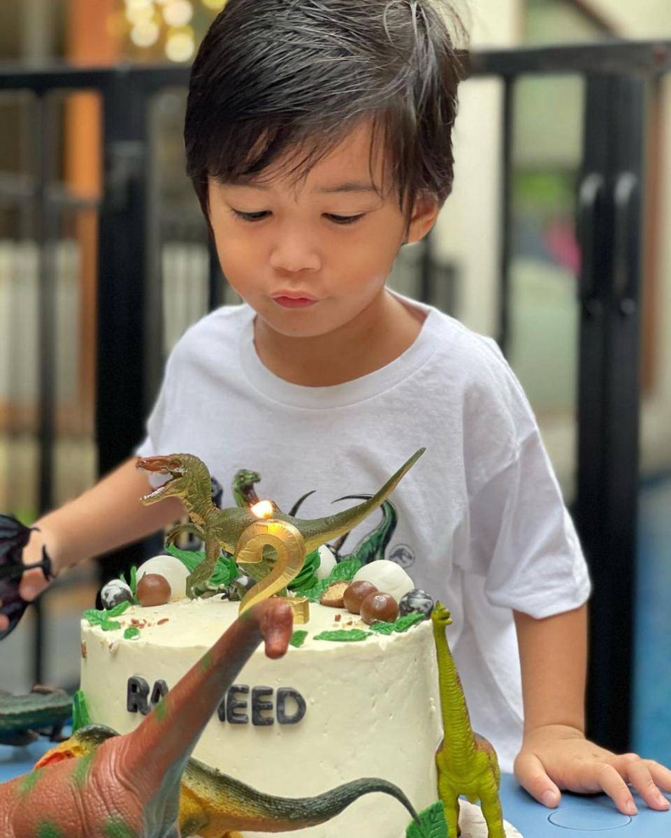 Rasheed Ravindra Radinal (instagram.com/nsyakieb85)