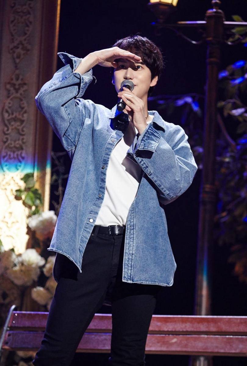 Gaya busana Kyuhyun Suju (twitter.com/Kyuhyunvoice)