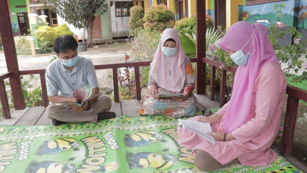 Peran Masyarakat Penting untuk Kebangkitan Pendidikan