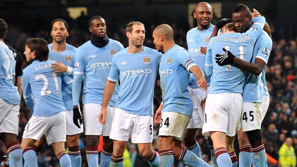 selebrasi gol pemain Man City era 2010/11 (mancity.com)