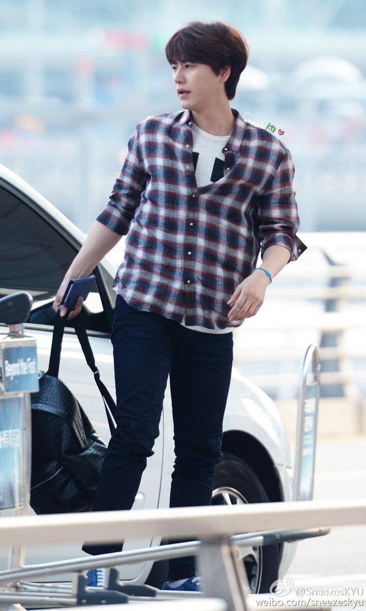 Gaya busana Kyuhyun Suju (weibo.com/sneezeskyu)