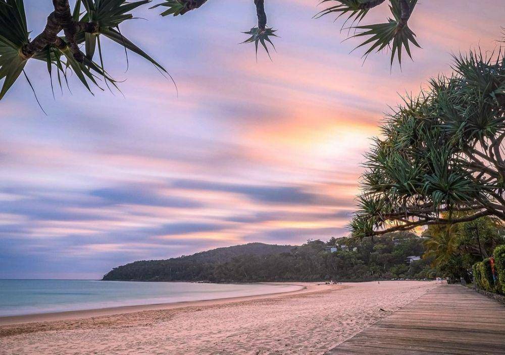 Noosa Main Beach, QueensLand (instagram.com/chippieb)