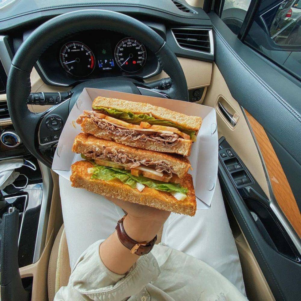 Raffel's Sandwich(instagram.com/pranichia)