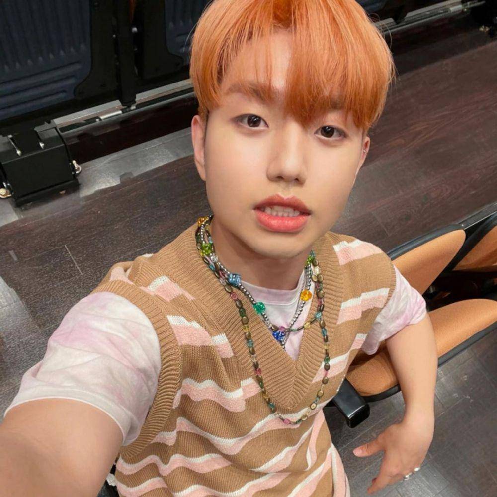 Sam Kim (instagram.com/antenna_official)