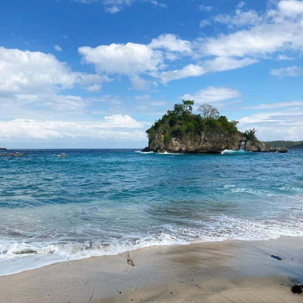 Crystal Bay, Nusa Penida (instagram.com/eliska.galiova)