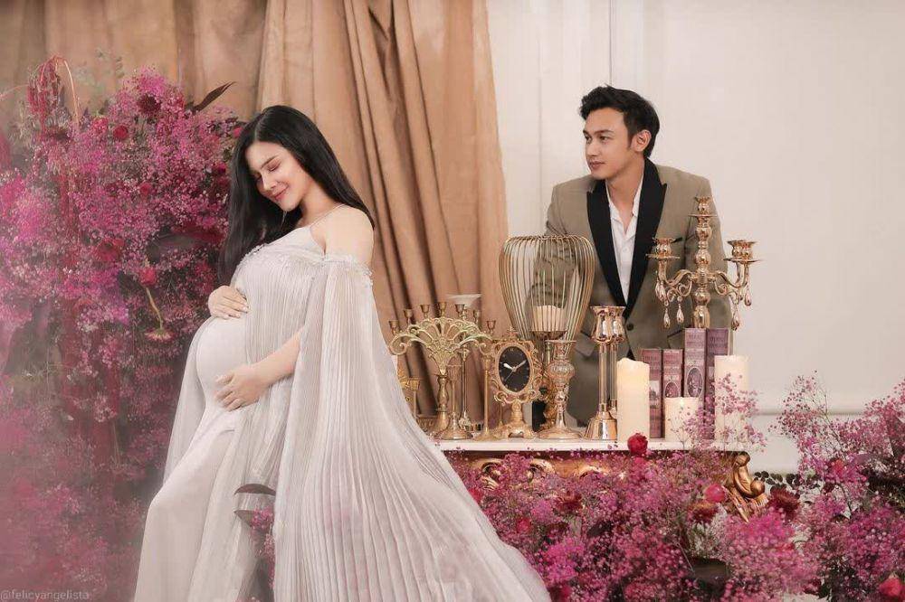 maternity Felicya Angelista (instagram.com/fdphotography90)