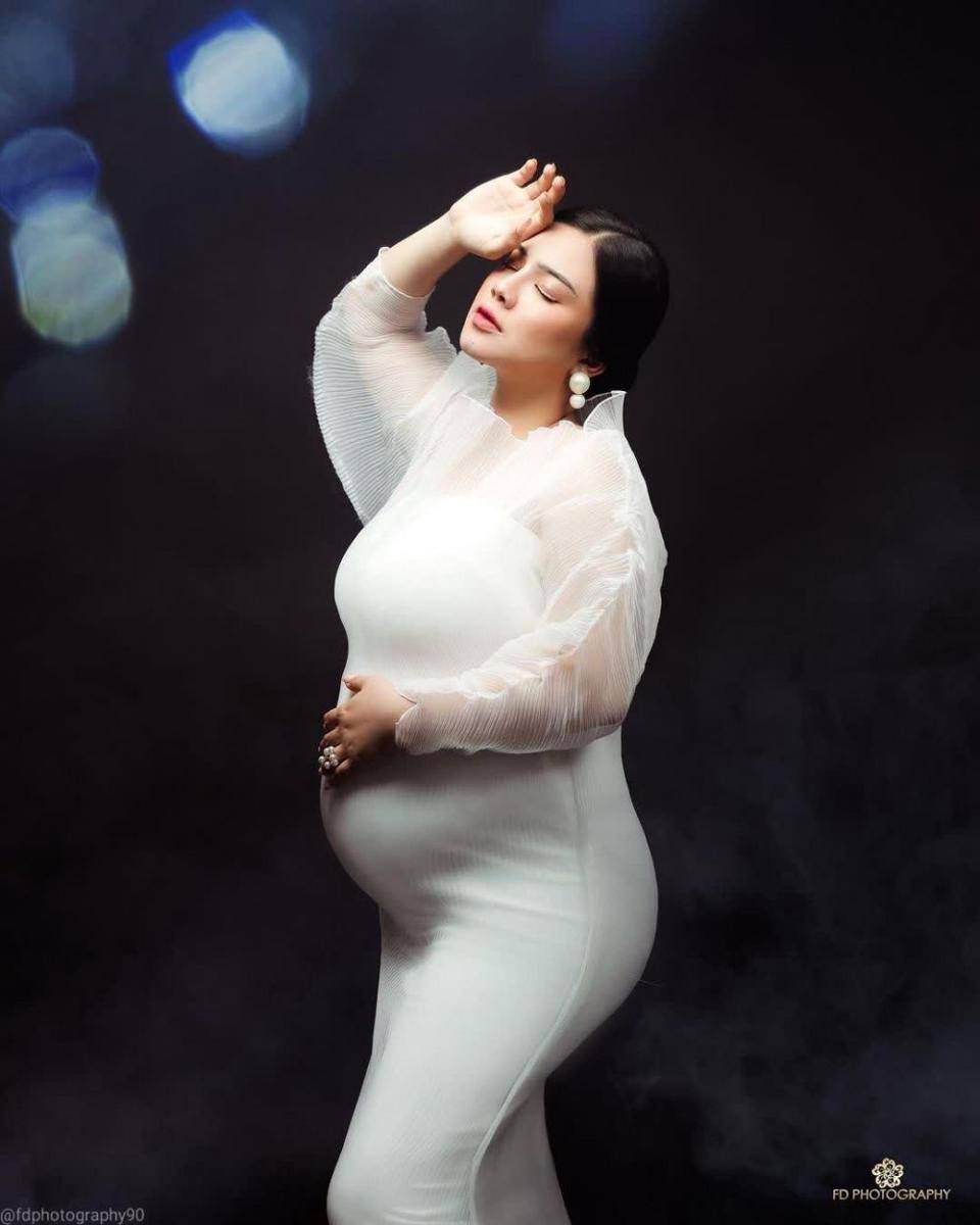 maternity Felicya Angelista (instagram.com/fdphotography90)