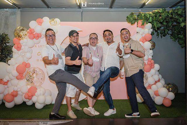 momen keseruan baby shower Nola B3 (instagram.com/riafinola)
