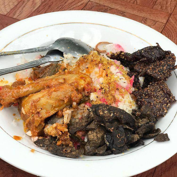 Nasi Gurih Pak Rasyid (instagram.com/captainigogo)