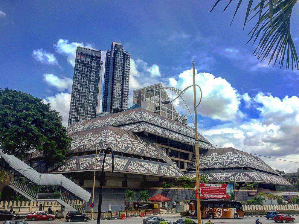 National Library of Malaysia (instagram.com/benji0thman)