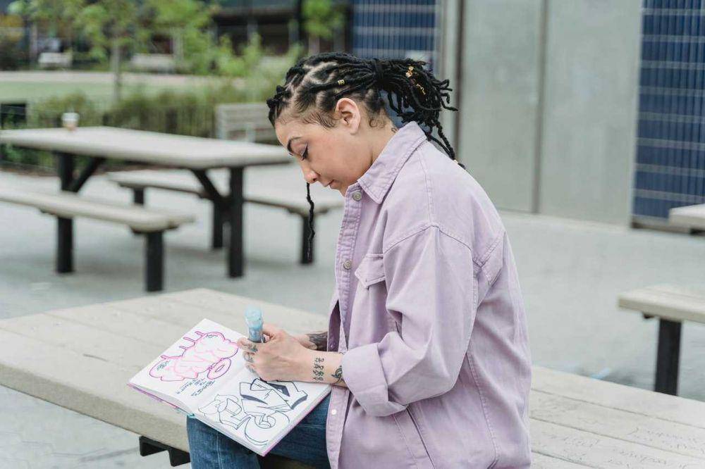 ilustrasi mengenali bakat sendiri (pexels.com/Felicity Tai)