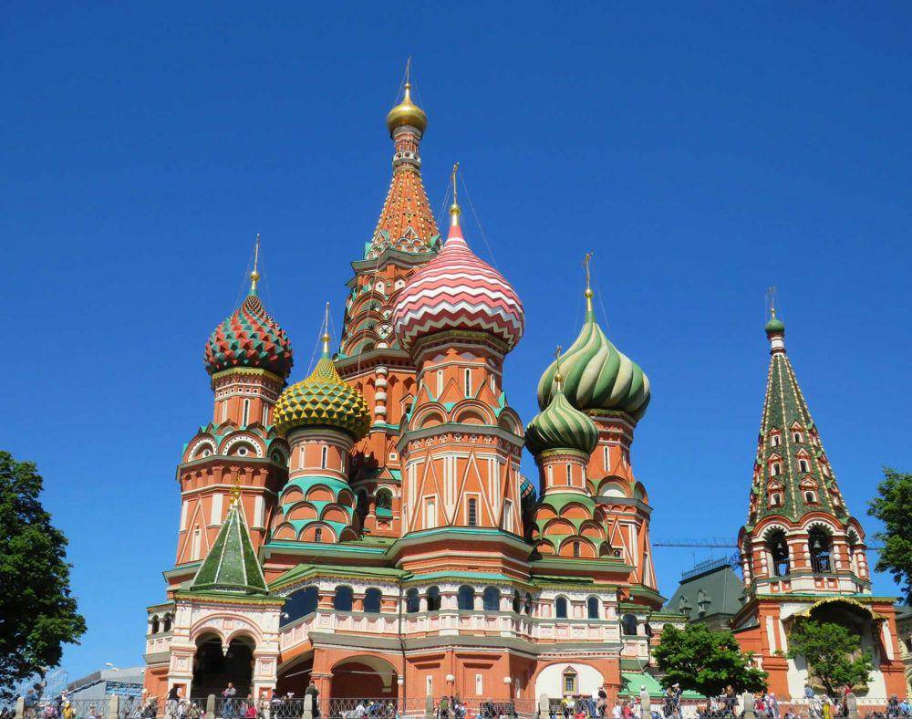 St. Basil Cathedral (unsplash.com/Anastasiya Romanova)