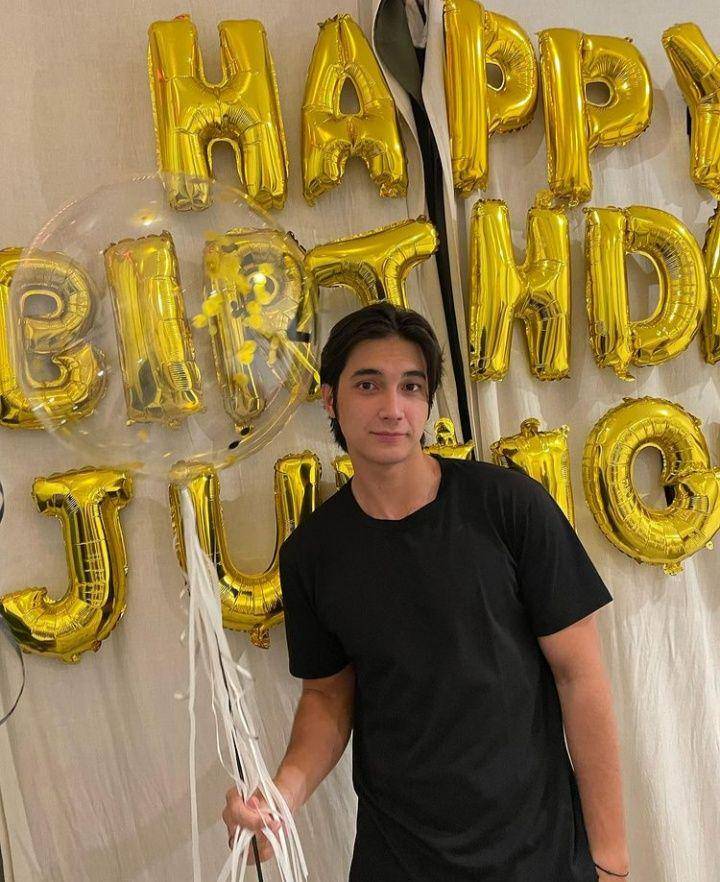 potret ulang tahun Junior Roberts (instagram.com/juniorrobertss)