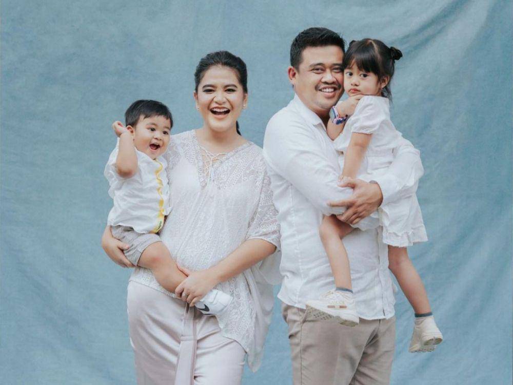 Pemotretan hari ulang tahun pernikahan keempat Bobby Nasution dan Kahiyang Ayu. (instagram.com/doleytobing)