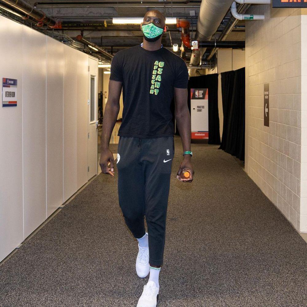 Tacko Fall (https://www.instagram.com/tackofall99)