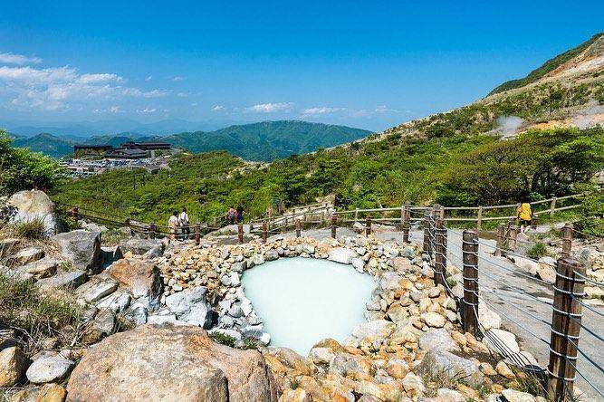 Hakone onsen (instagram.com/activityjapan)