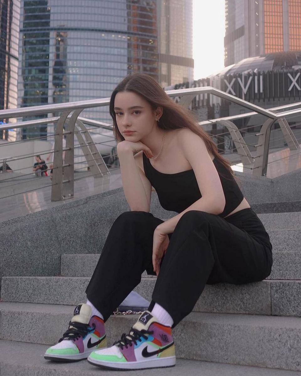 potret Dasha Taran (instagram.com/taaarannn)