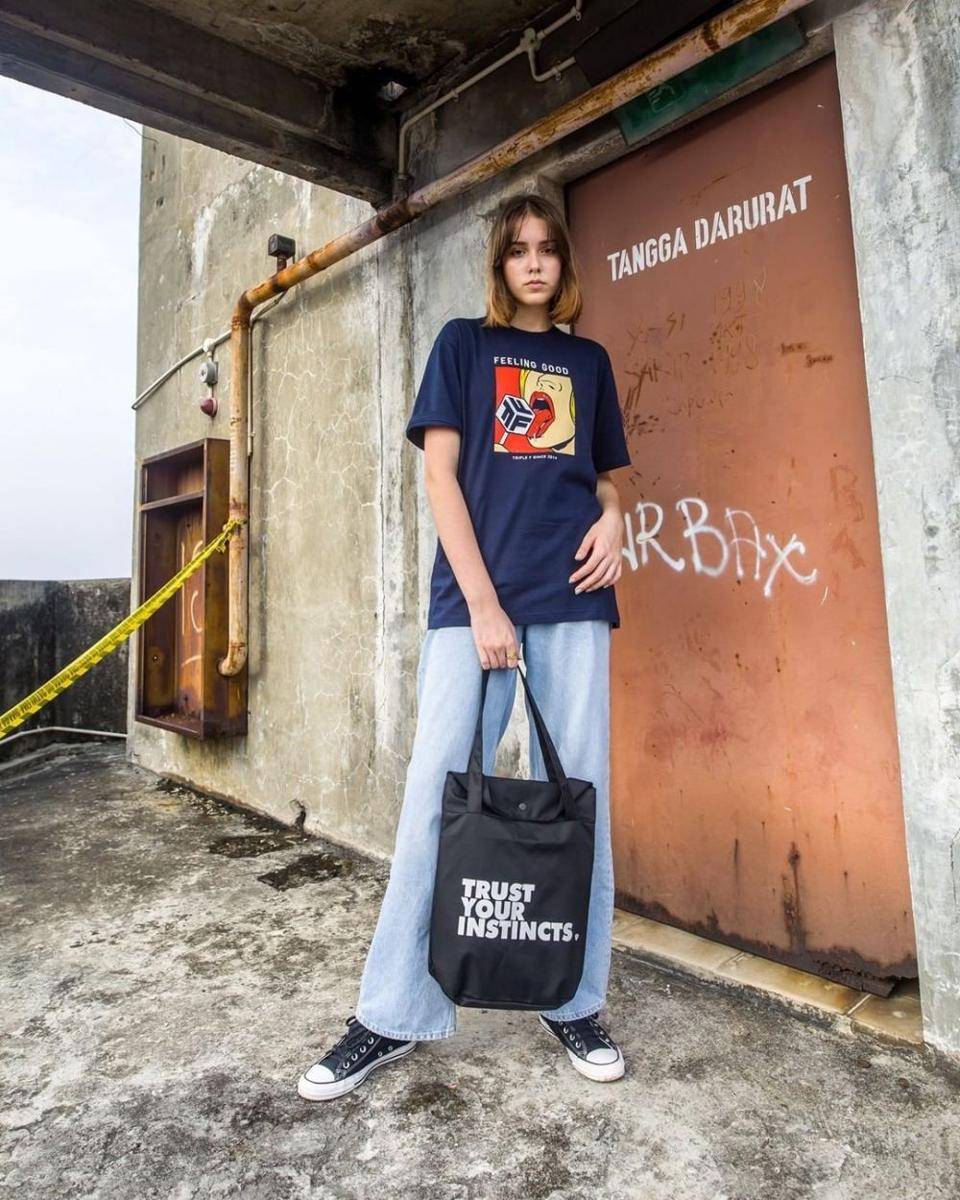 Rekomendasi Tote Bag. (instagram.com/triplef.storeid)