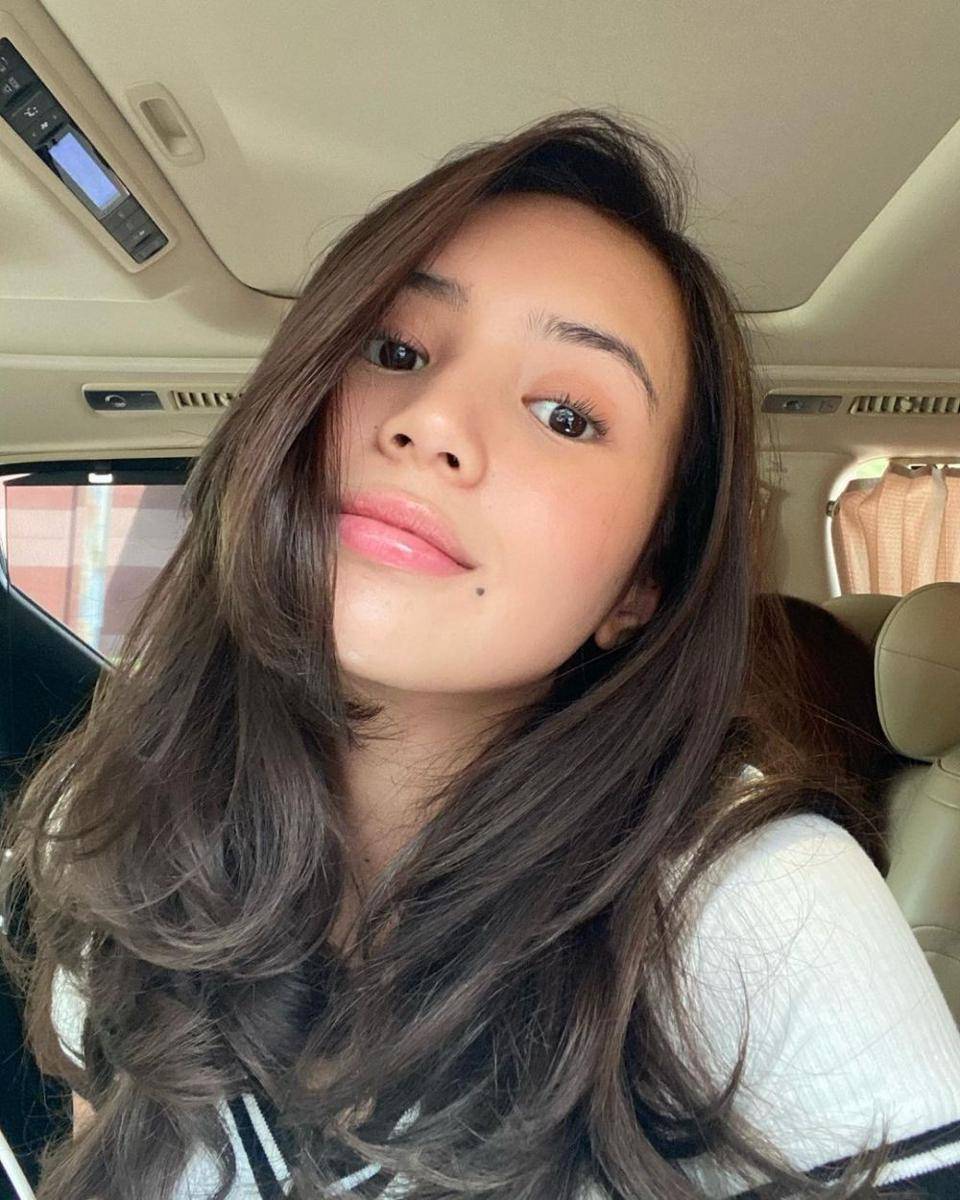 Beby Tsabina (instagram.com/bebytsabina)