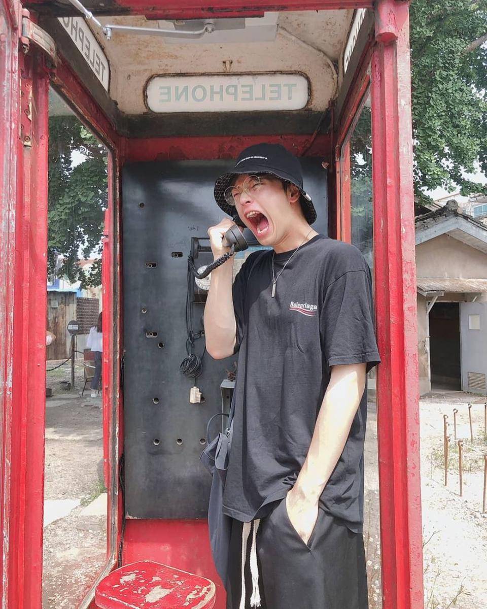 Yook Sung Jae  (instagram.com/yook_can_do_it)