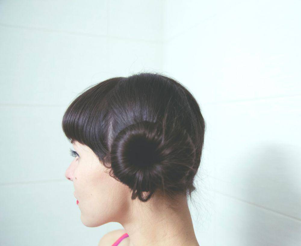 ilustrasi rambut digulung (unplash.com/Milada Vigerova)