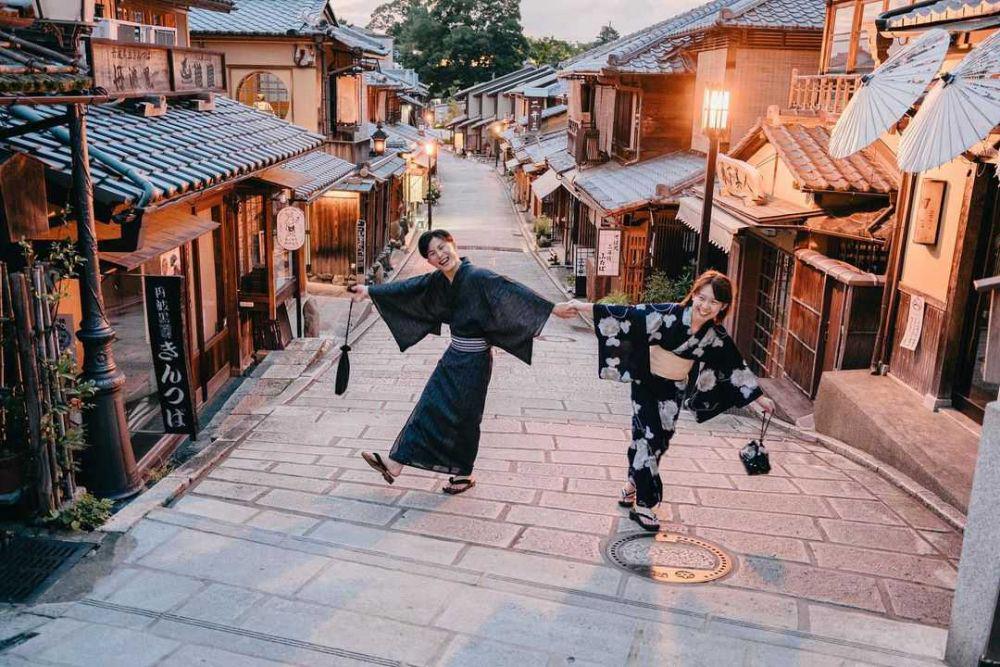 5 Tempat Romantis Di Jepang yang Cocok untuk Honeymoon