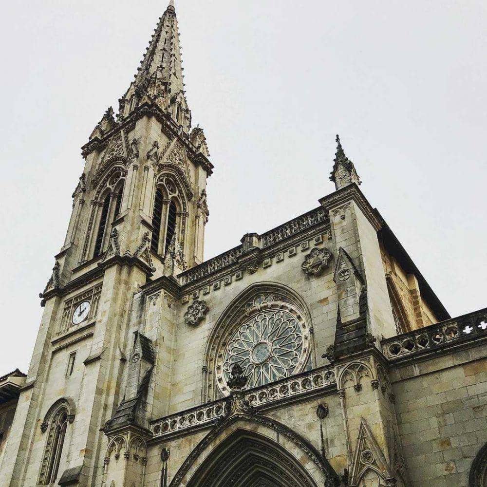 Santiago Cathedral (instagram.com/emskibris)